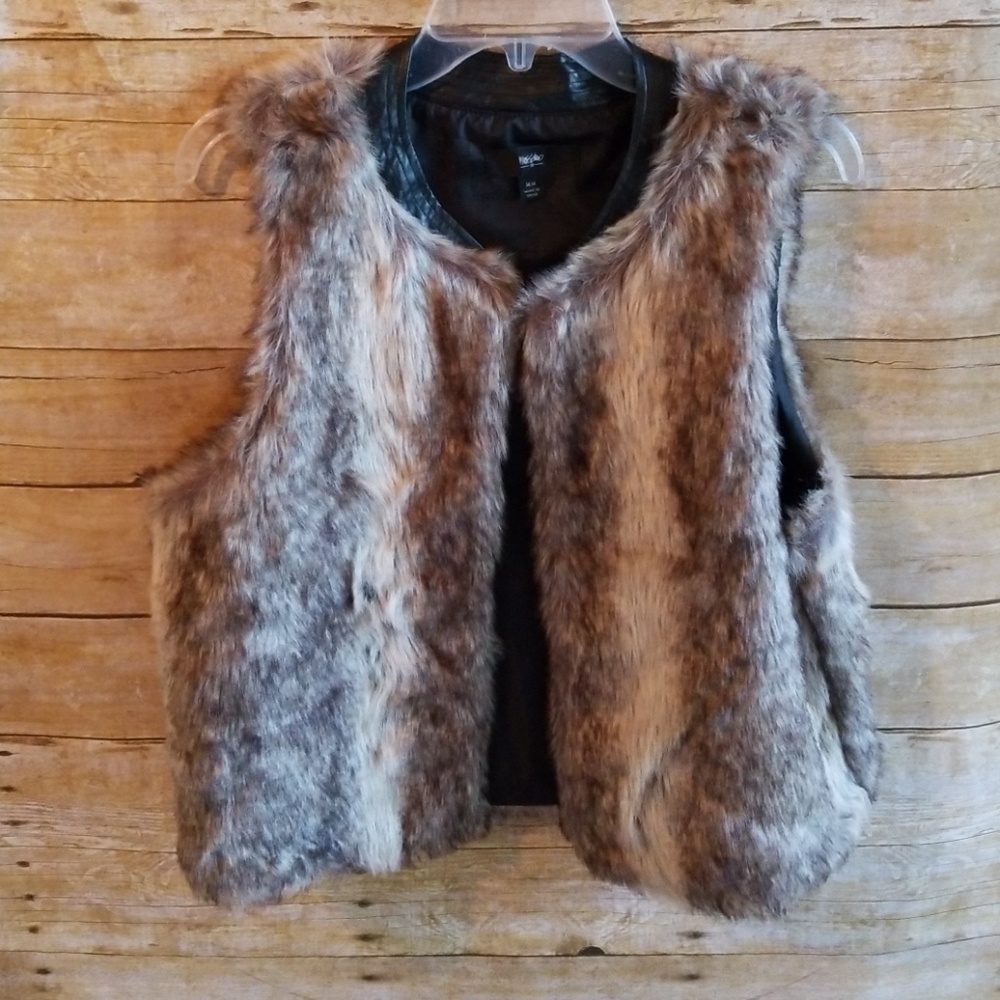 Mossimo Faux Fur Vest Women's Size Medium